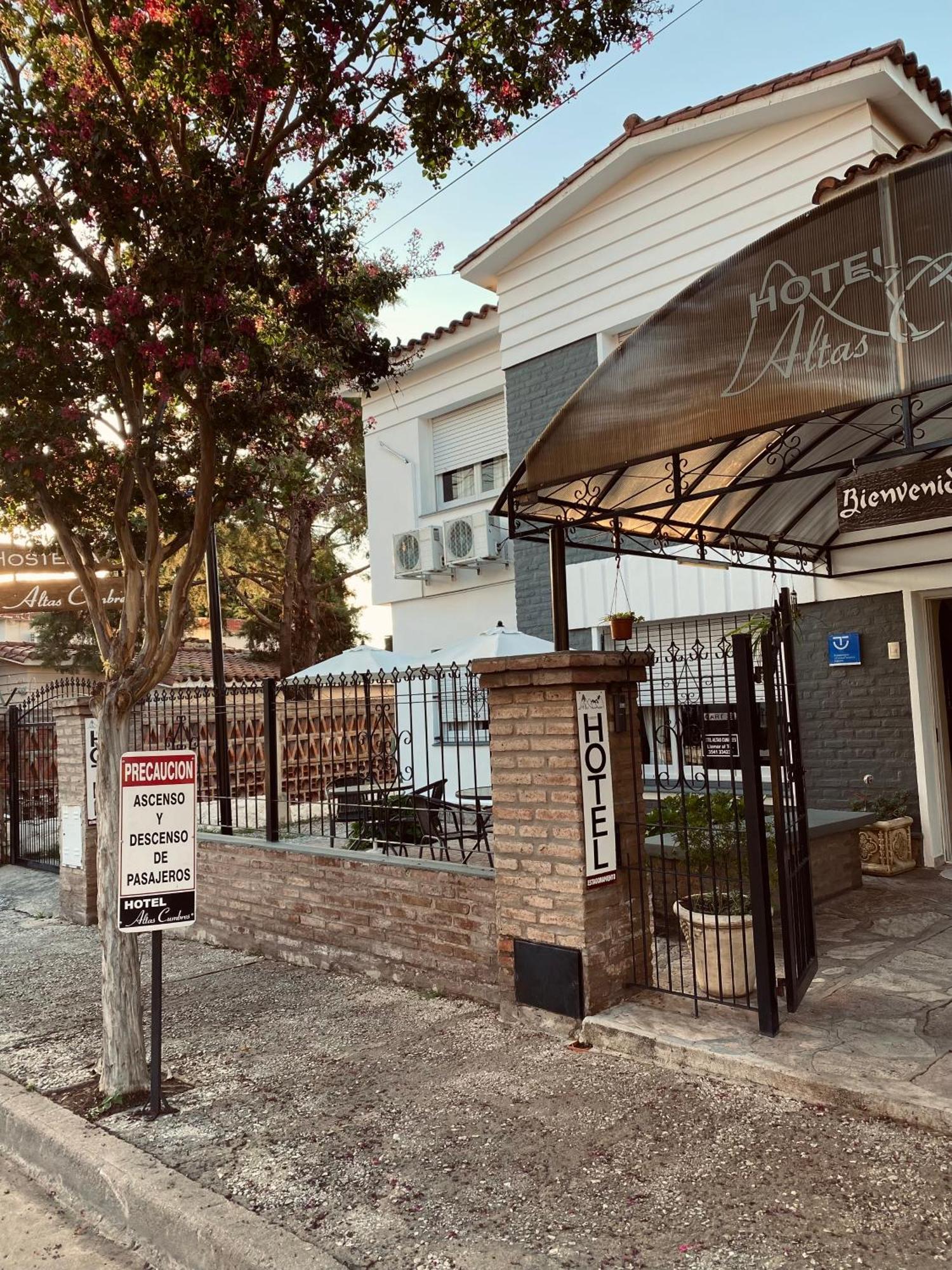 Altas Cumbres Hotel