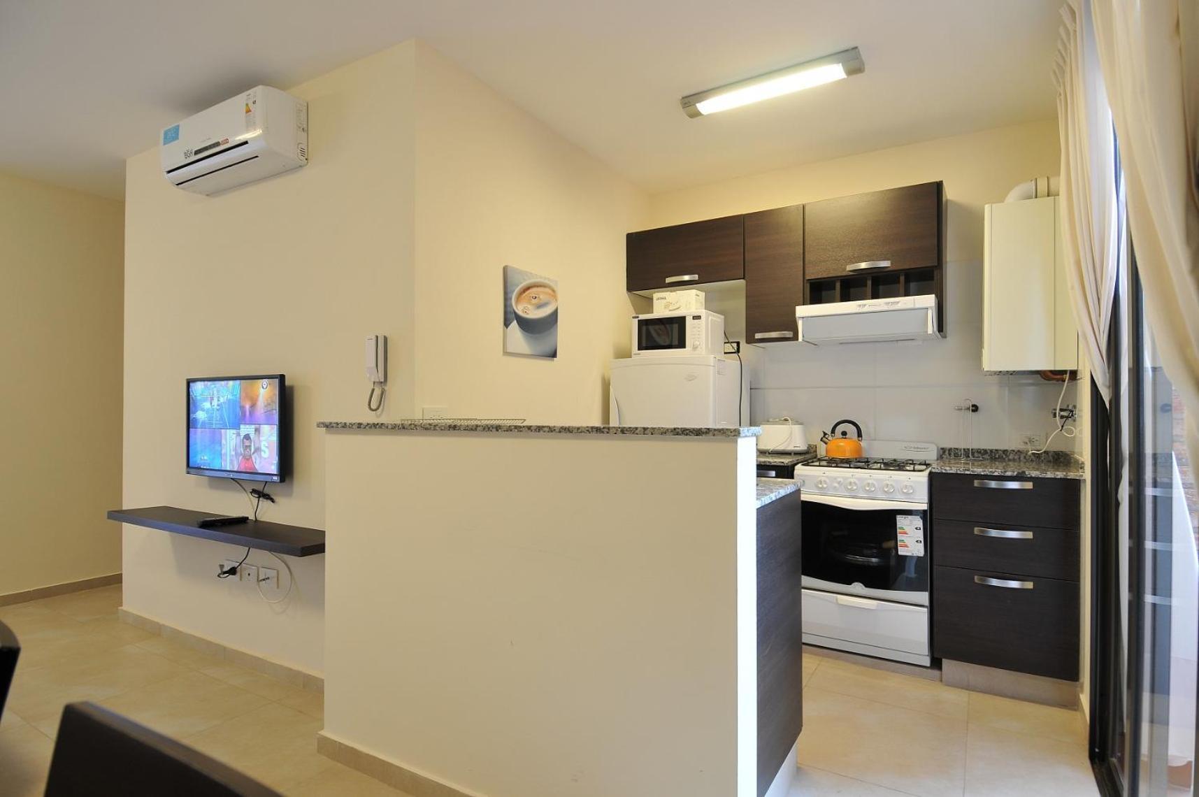Avis Departamentos Peatonal