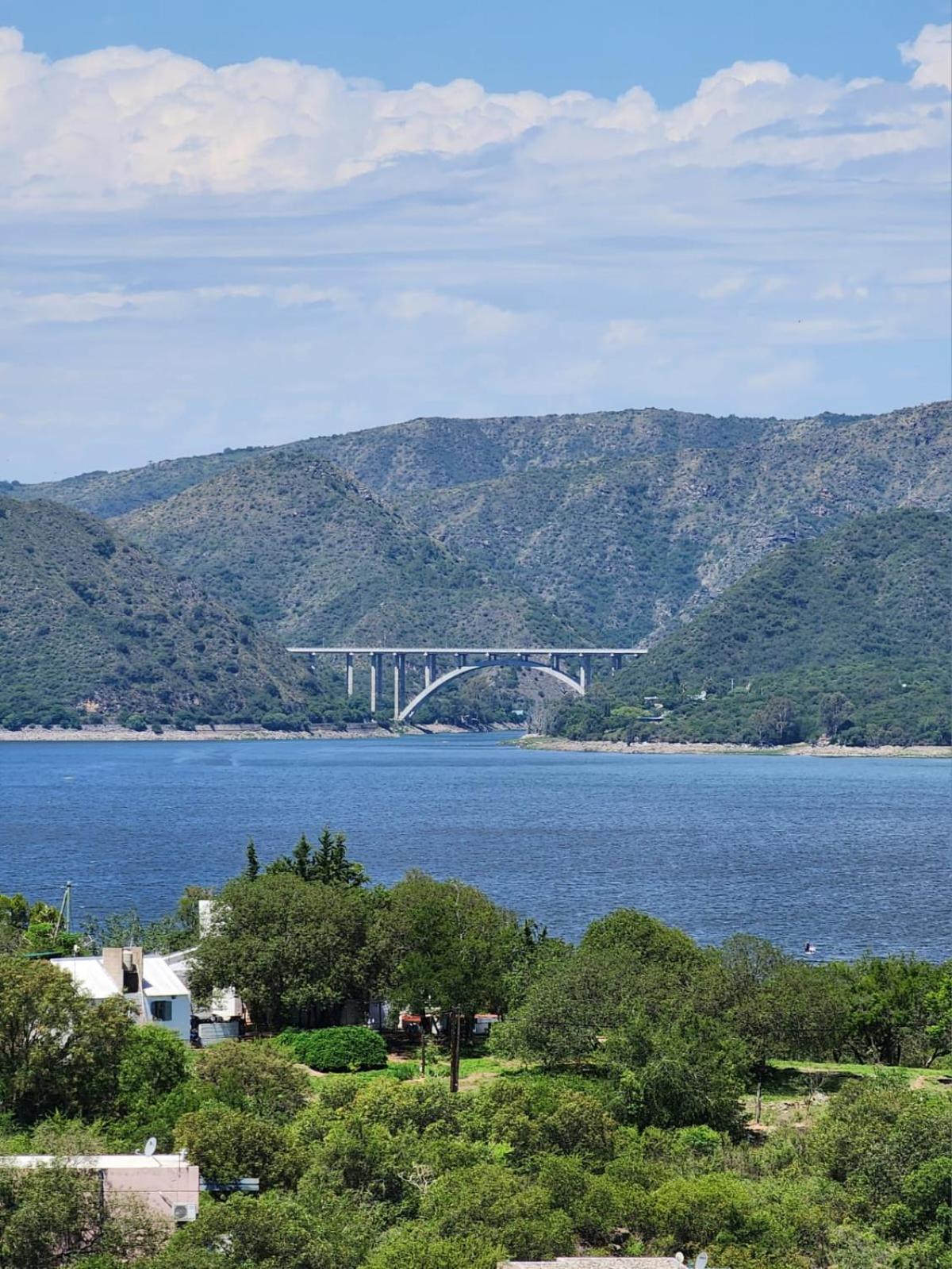 Casa Exclusiva Carlos Paz * Villa Carlos Paz