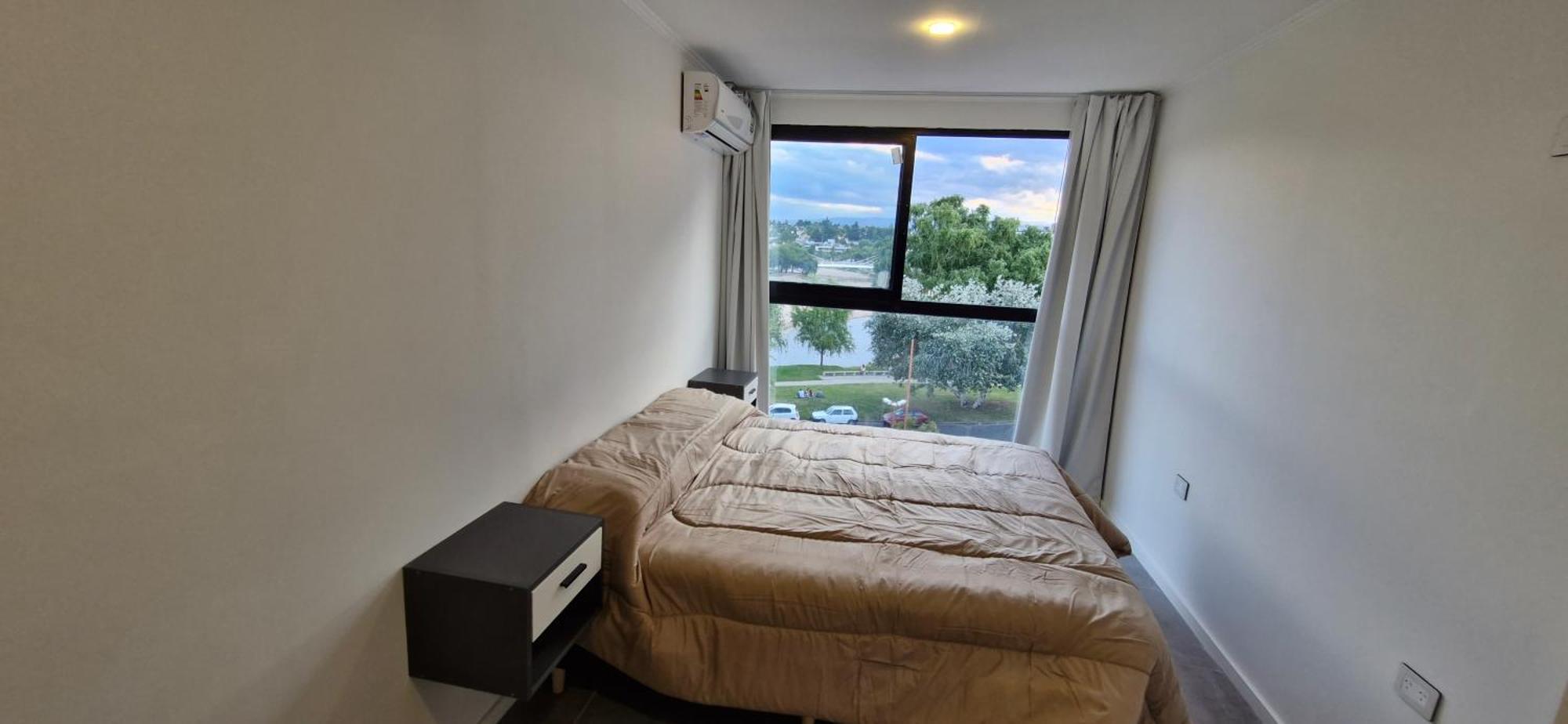 Vivisierras, Piso 4 Frente Al Centro Carlos Paz, Pileta Privada, Vista Panoramica Apartamento
