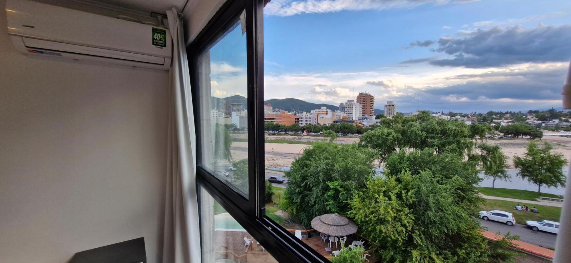 Apartamento Vivisierras, Piso 4 Frente Al Centro Carlos Paz, Pileta Privada, Vista Panoramica Villa Carlos Paz