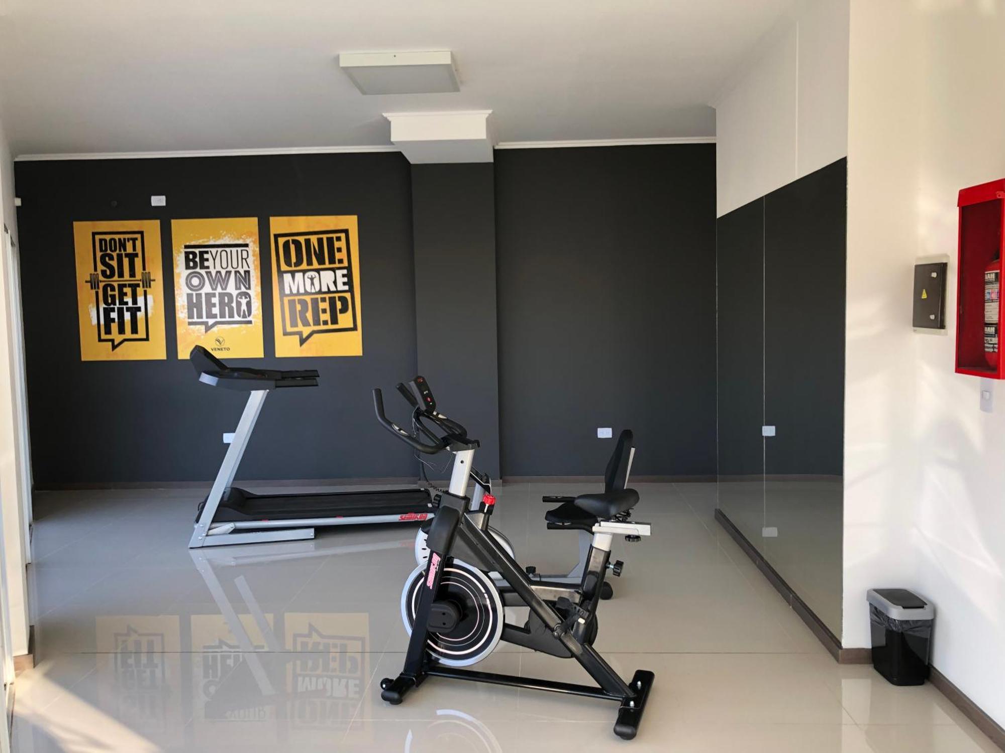 Apartamento Edificio Veneto Iv - Departamento De Un Con Balcon En Pleno Centro *