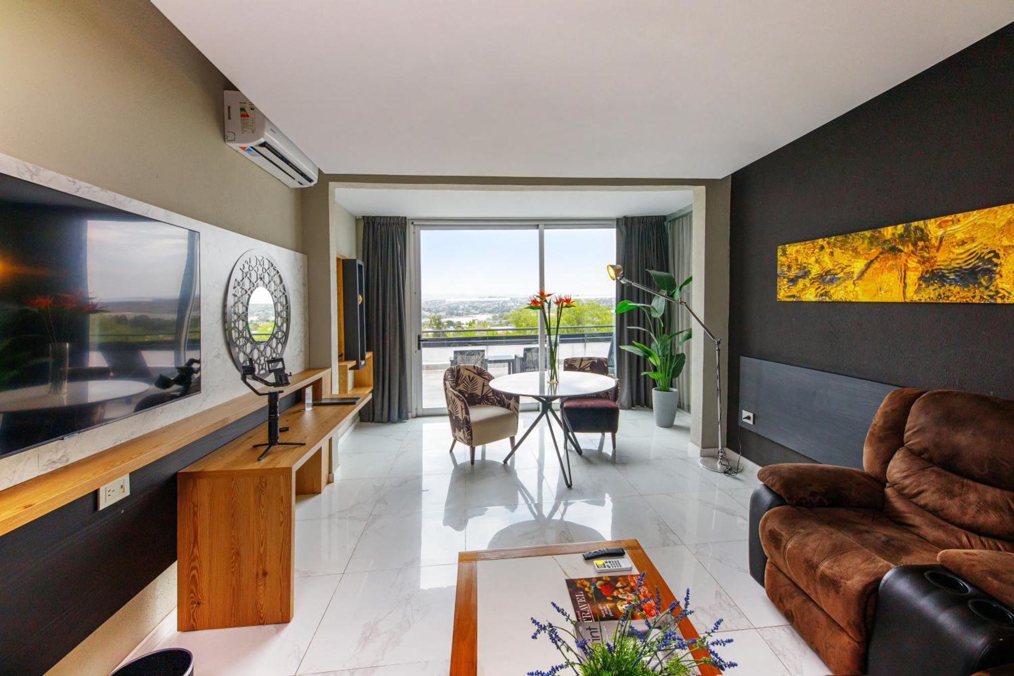 Pinares Panorama Suites, & Convention Center Hotel Villa Carlos Paz