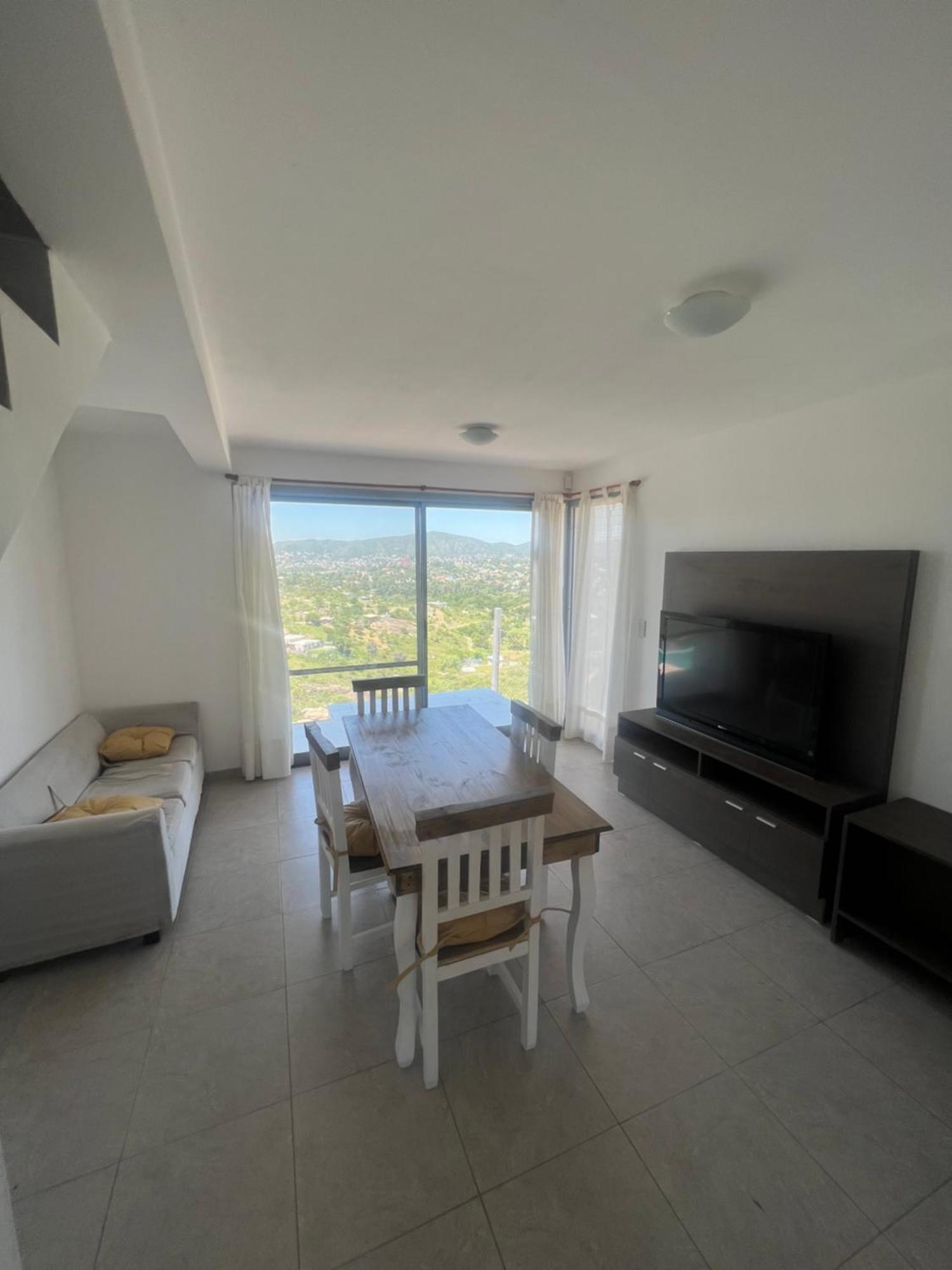 Apartamento Duplex En Plena Montana *