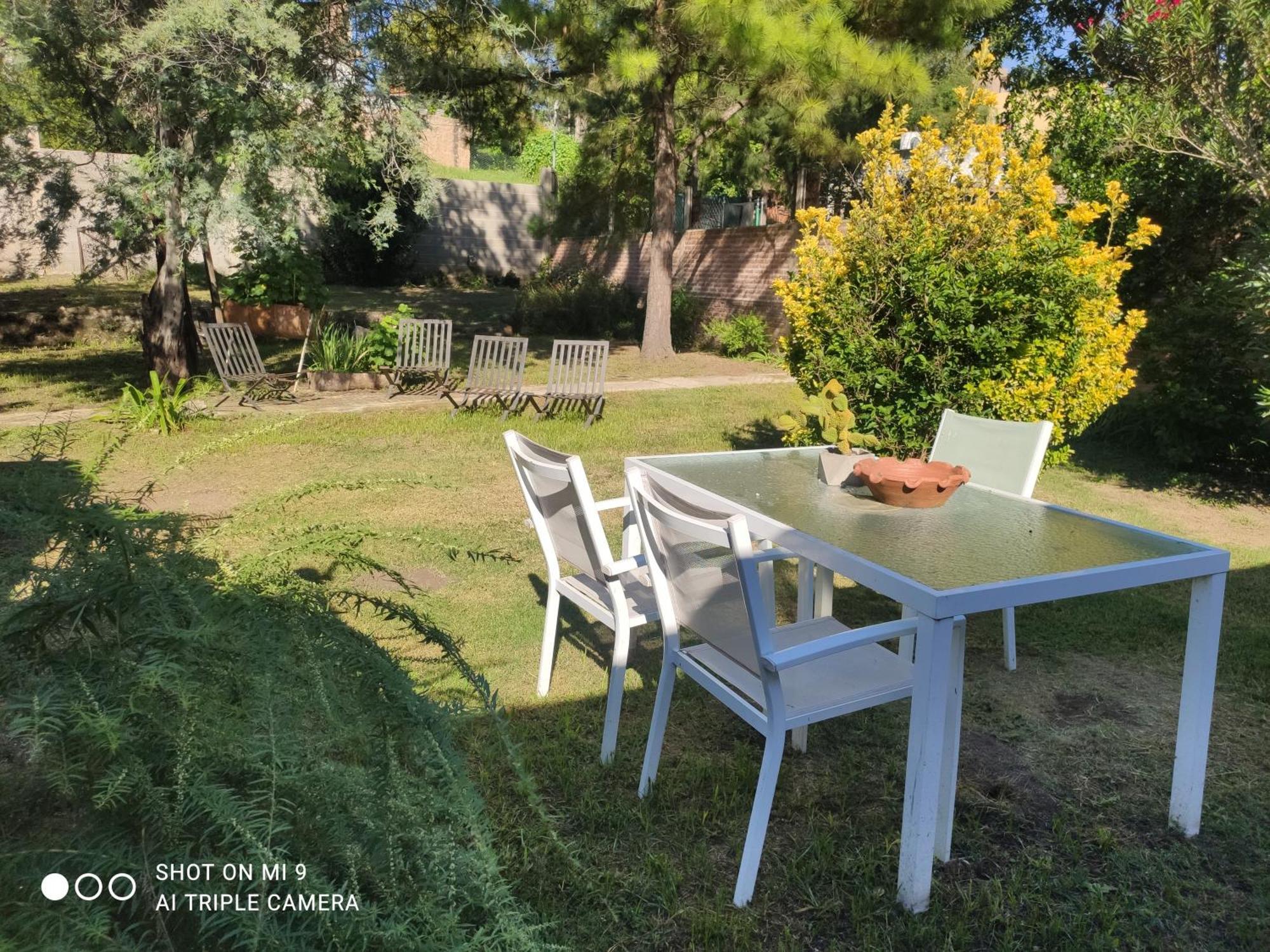 Сasa de vacaciones Casa Con Jardin *