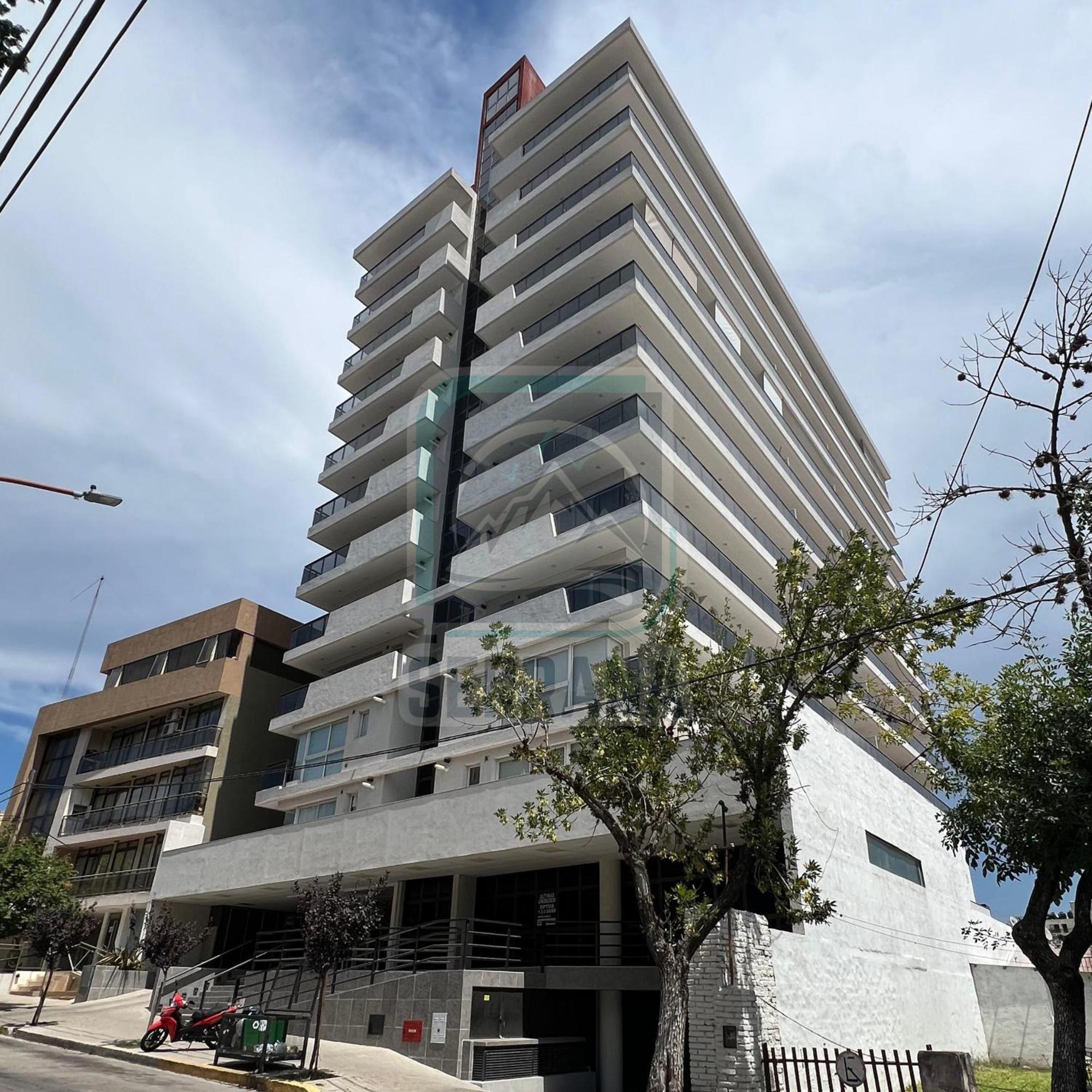 Apartamento Torre Leonardo - Serrana *