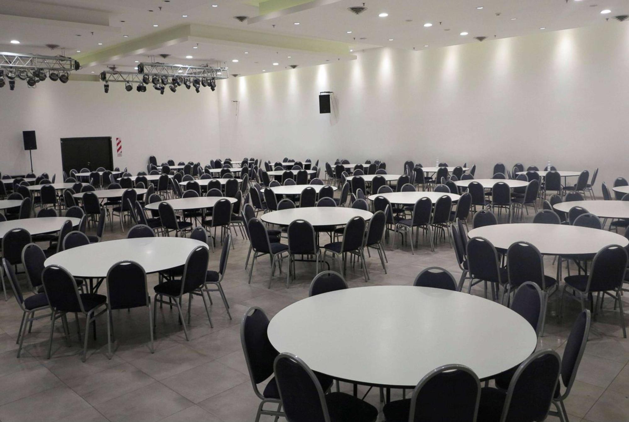 Howard Johnson Plaza Carlos Paz Hotel 4*