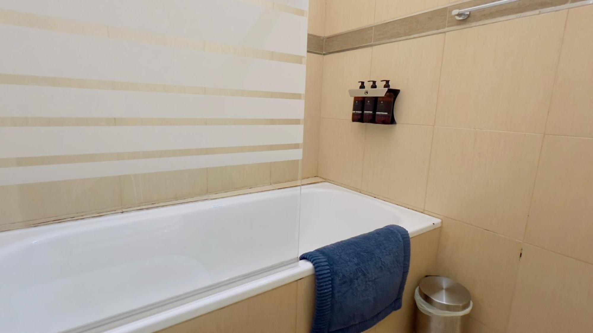 Apartamento Departamento En La Peatonal Con Balcon *
