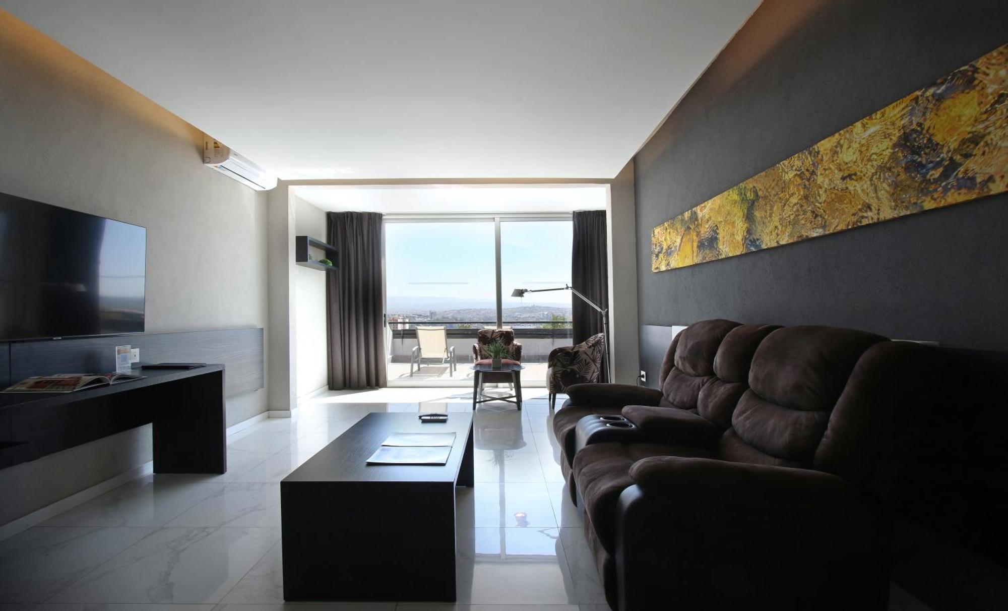 Hotel Pinares Panorama Suites, & Convention Center Villa Carlos Paz