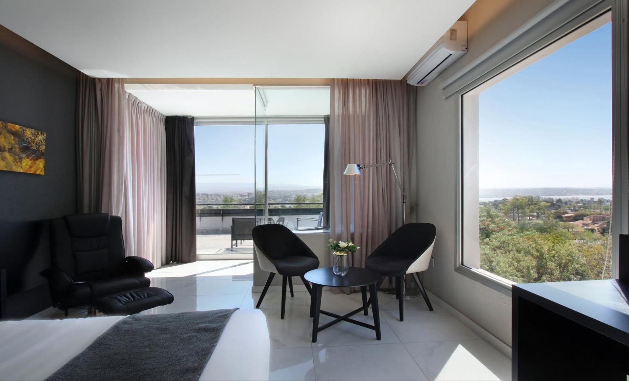 Hotel Pinares Panorama Suites, & Convention Center Villa Carlos Paz