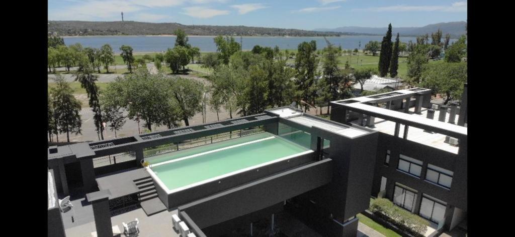 Zona Residencial Frente Al Lago! * Villa Carlos Paz