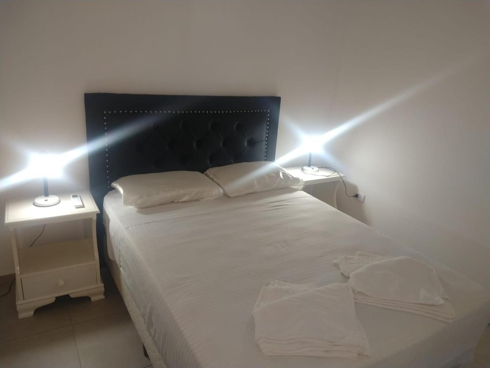 Zona Residencial Frente Al Lago! Apartamento *