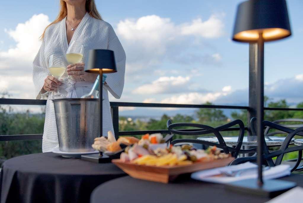 Pinares Panorama Suites, & Convention Center Hotel