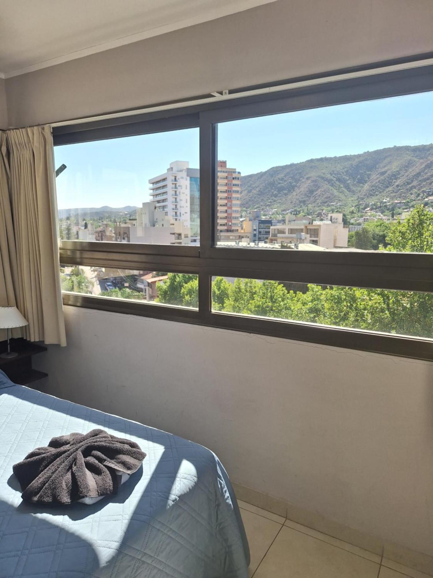 Hurlingham * Villa Carlos Paz