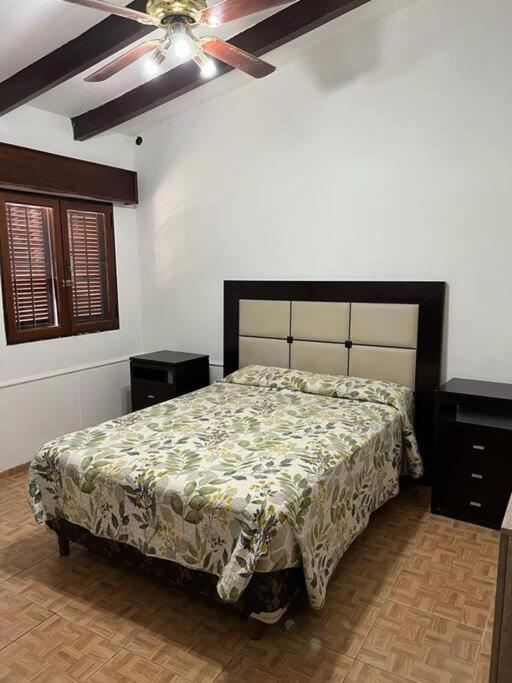 Casa Centro Con Pileta Y Cochera Solo Familia Сasa de vacaciones