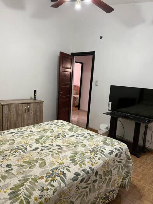 Casa Centro Con Pileta Y Cochera Solo Familia Сasa de vacaciones Villa Carlos Paz