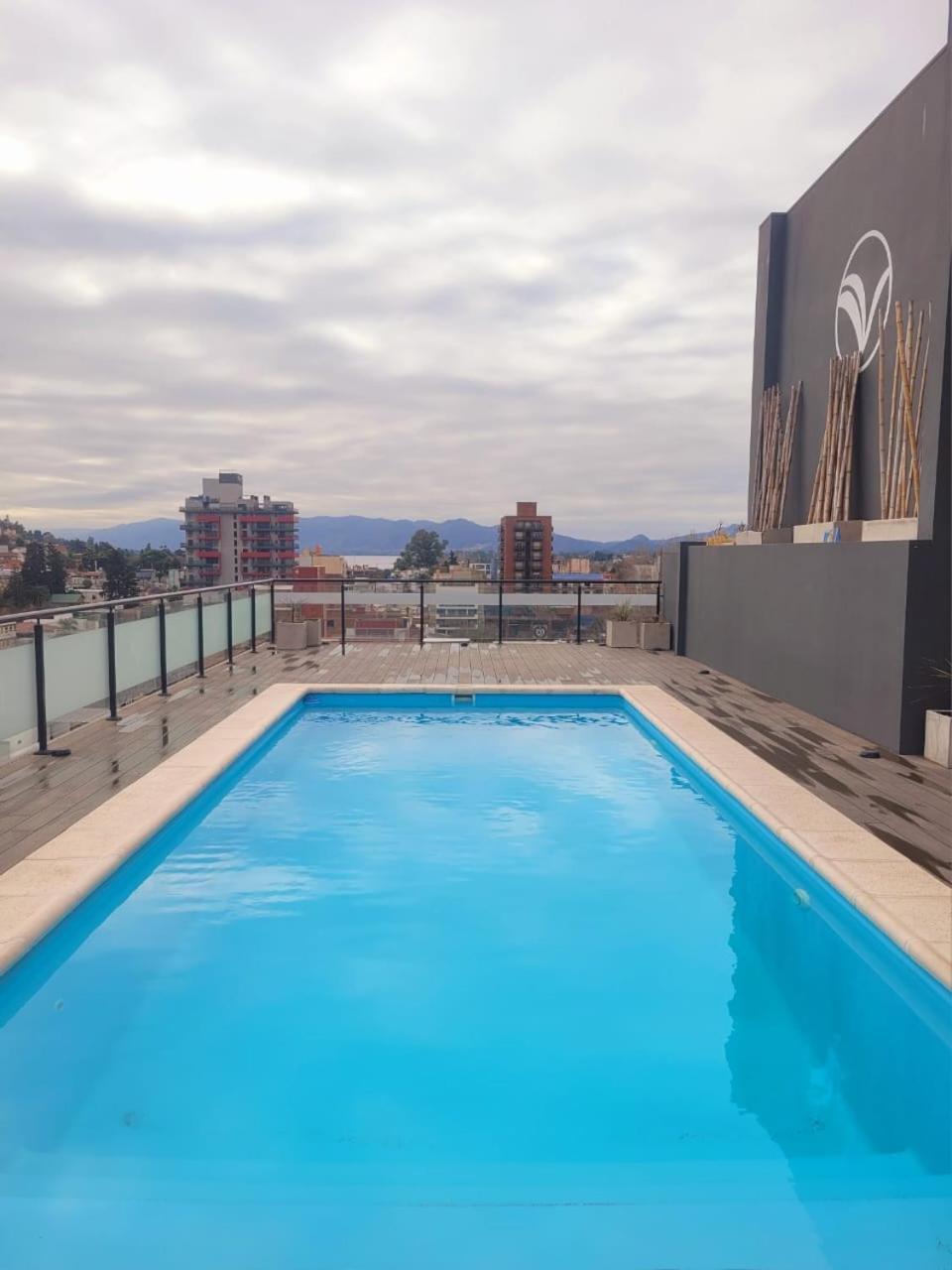 Dpto En Peatonal, 7 Pers En Carlos Paz Edificio Venetto 4 *