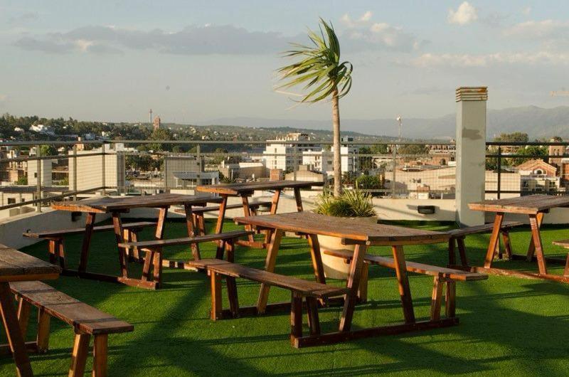 Departamento, Terraza Con Piscina, Sum Y Parrillas A 2 Cuadras De Peatonal