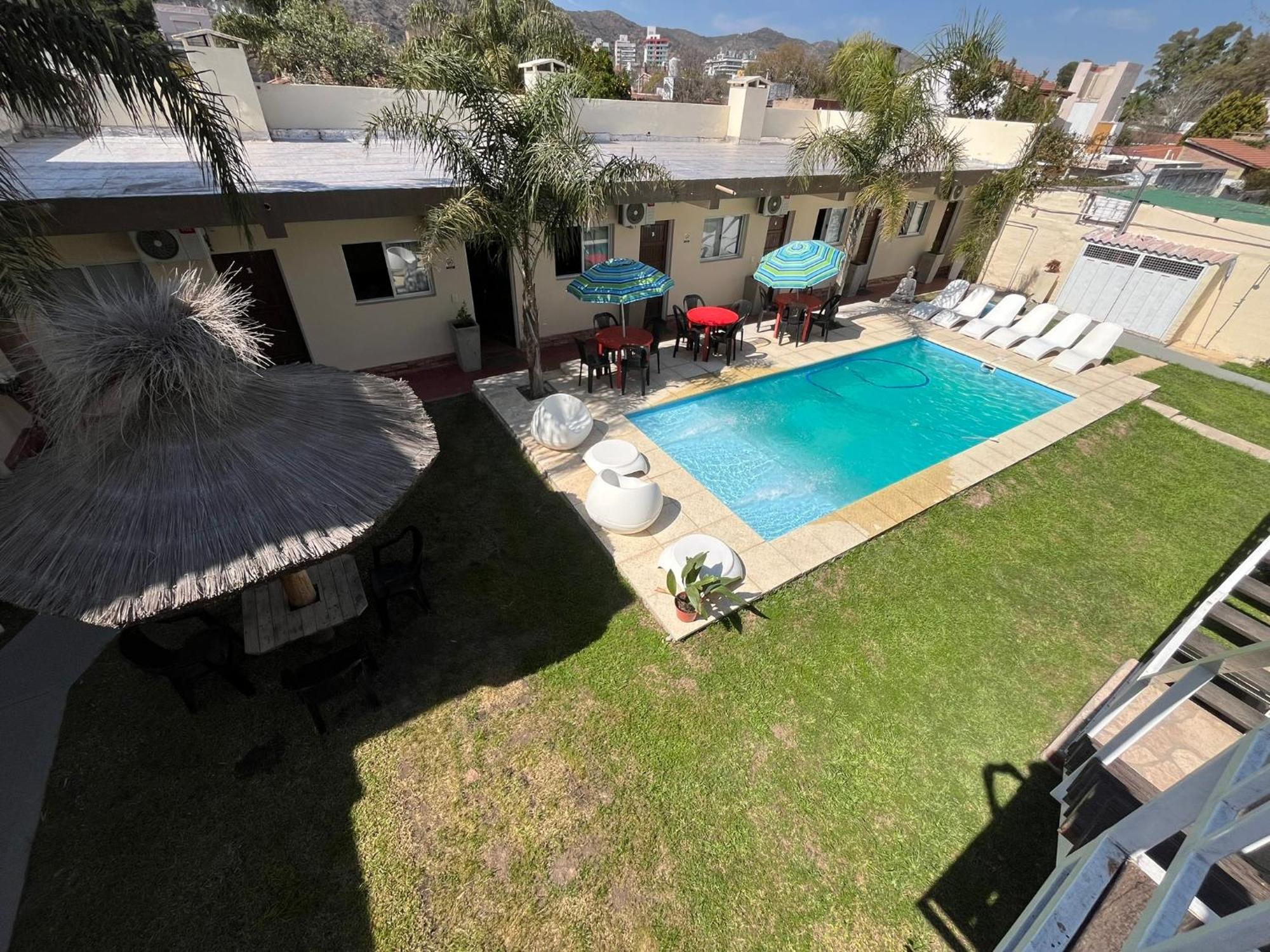 Complejo Roccatini Hotel *