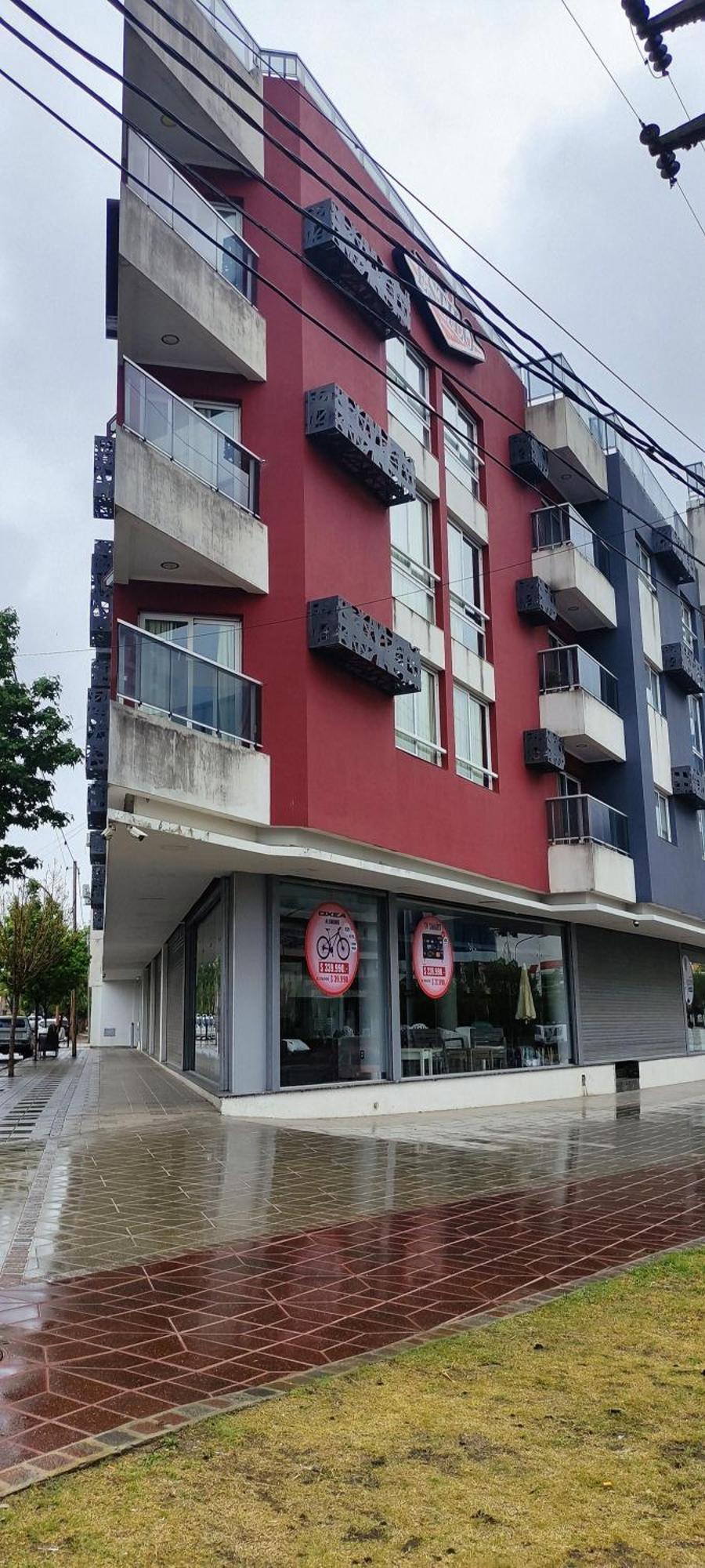 Apartamento Departamento Centrico De 2 Y Pileta Edificio Sommet