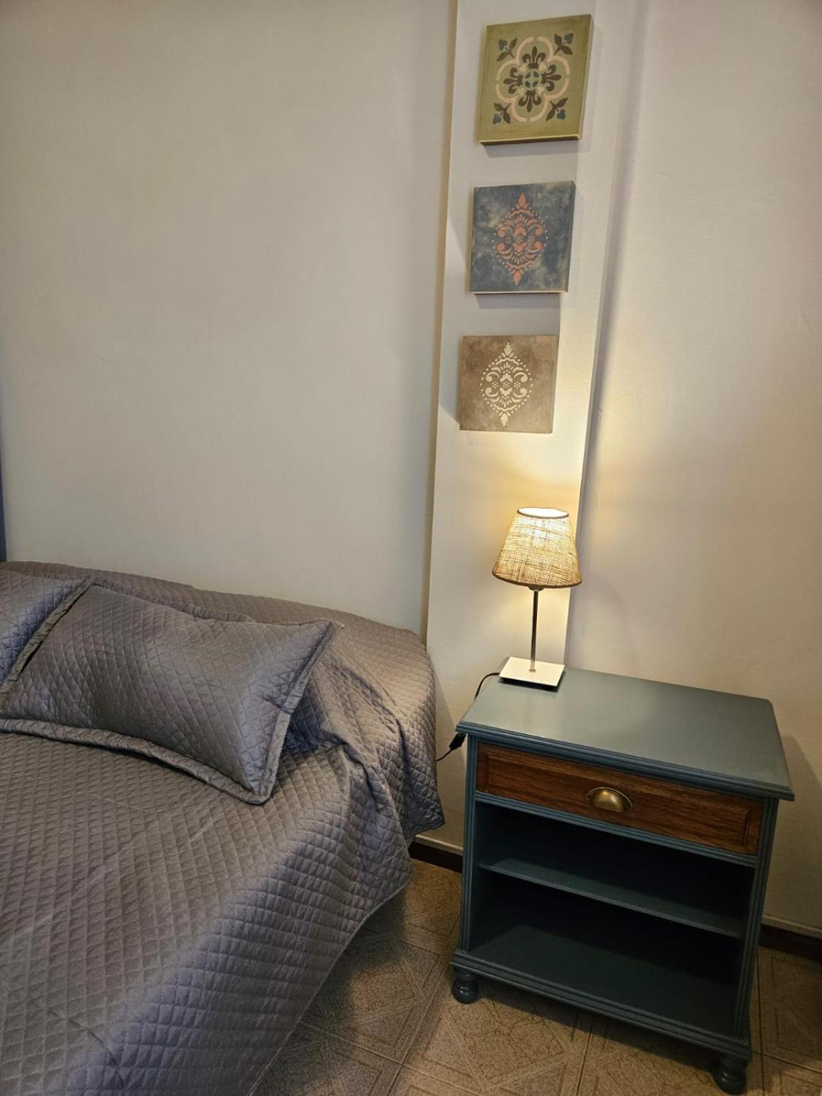 Dpto 2 Personas Con Cochera, Excelente Ubicación! Apartamento