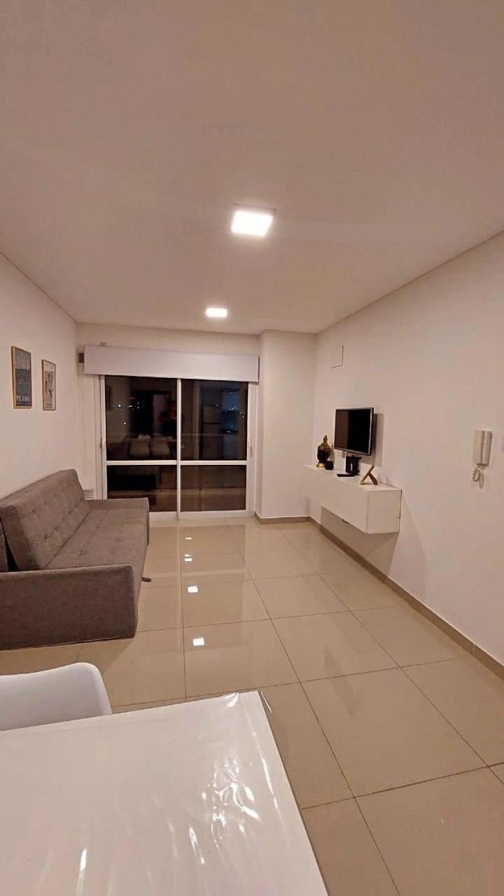 Edificio Leonardo Apart Centro Apartamento *