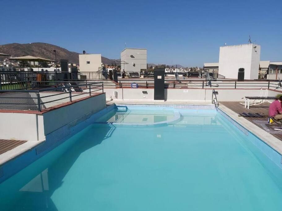 Departamento Con Amenities En El Centro De Carlos Paz Apartamento