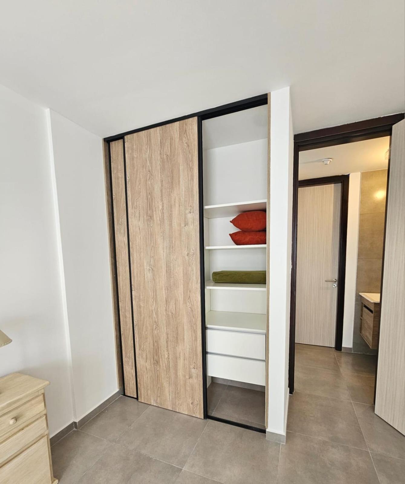 Dpto Paseo Cibeles Apartamento