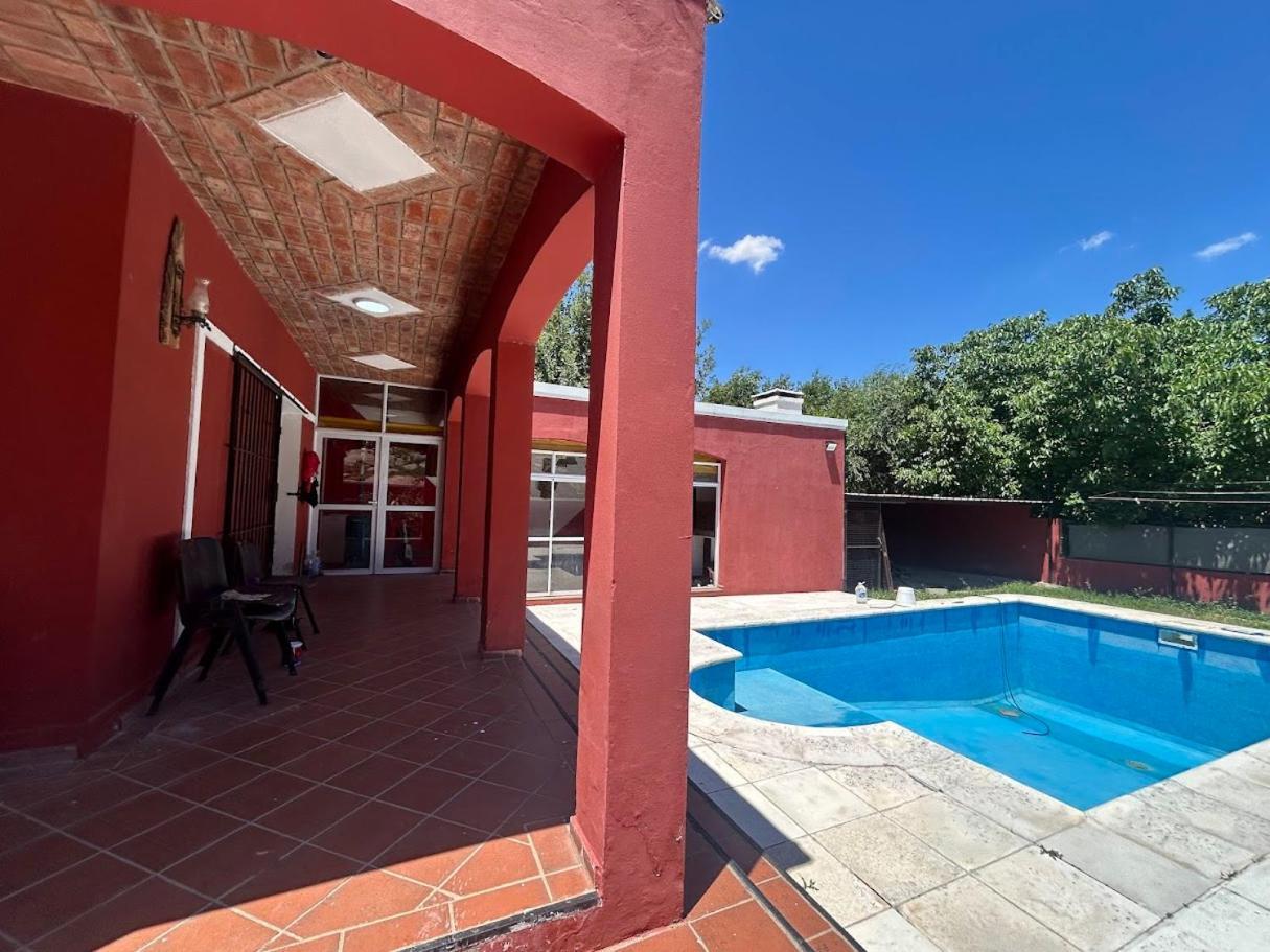 La Casona Roja - Casa Con Pileta Para 10 Personas En Carlos Paz Villa Carlos Paz