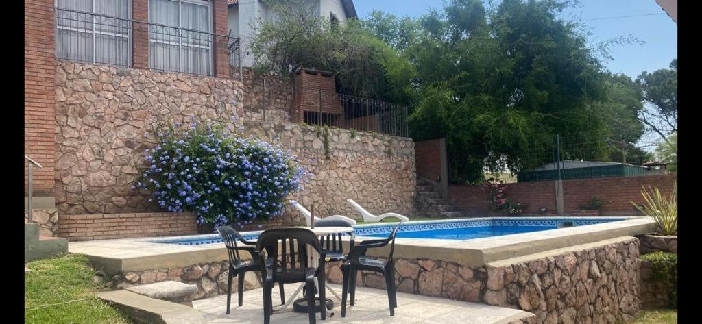 Casa 9 Personas En Carlos Paz Сasa de vacaciones *