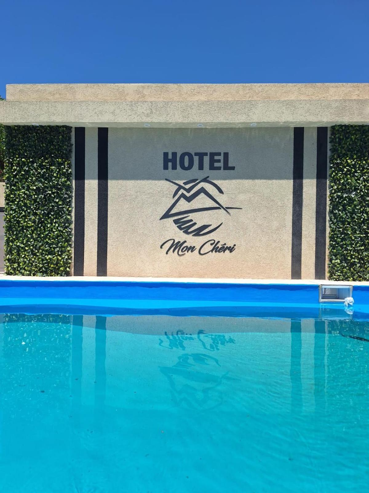 Mon Cheri Hotel *