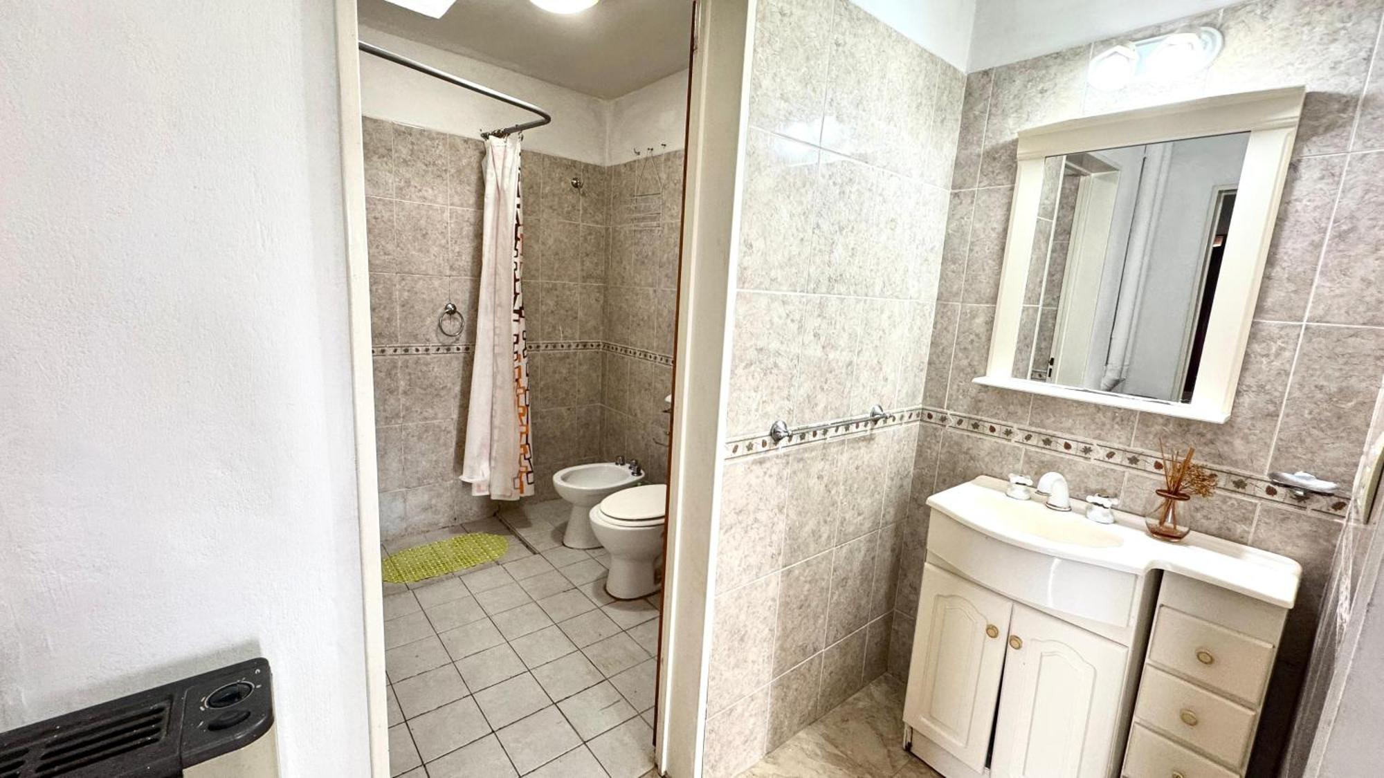 Apartamento Duplex En Carlos Paz Con Cochera, Aire Y Wifi En Zona Centrica Villa Carlos Paz