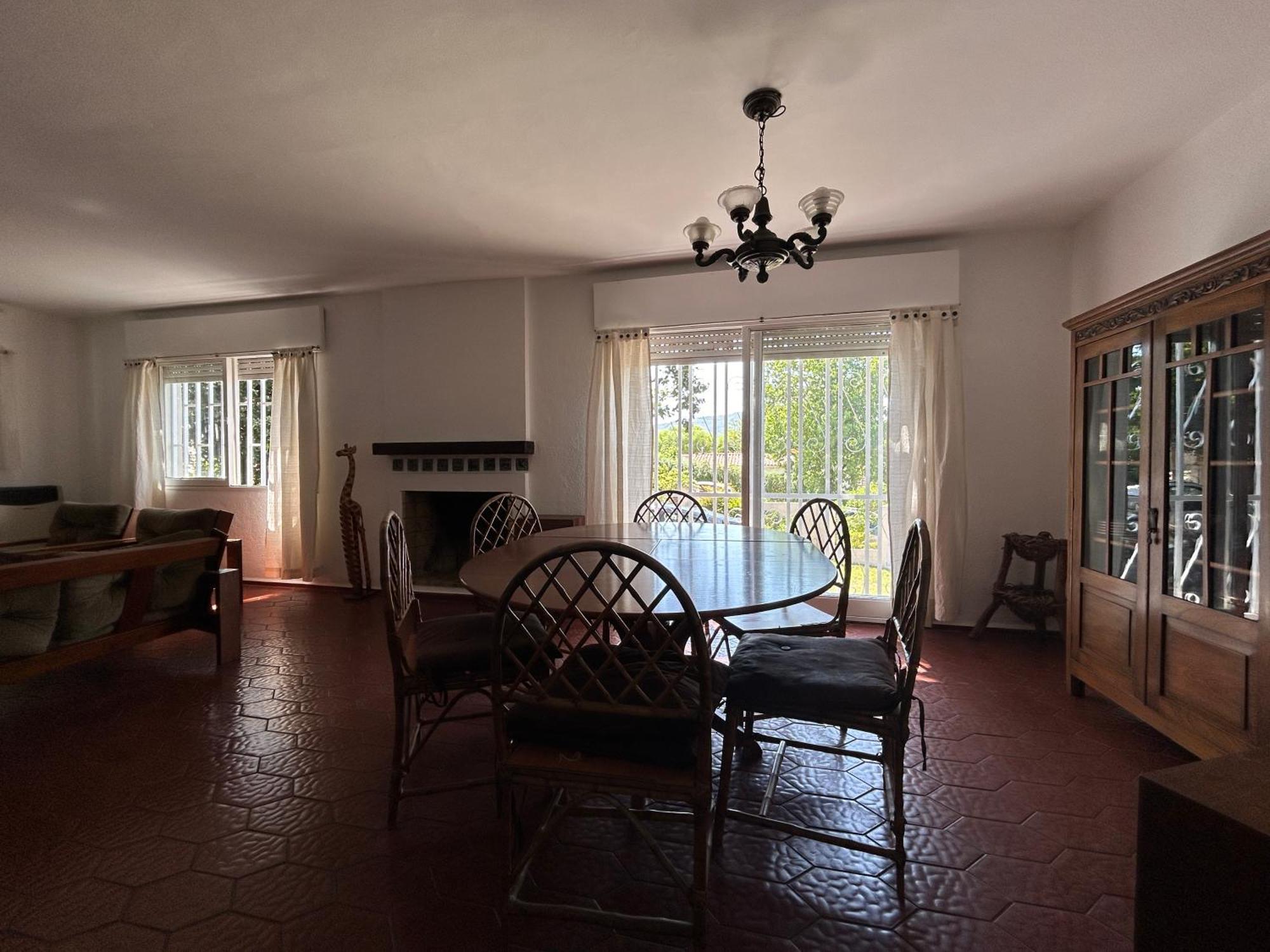 Casa Privada Centro Con Piscina A Cinco Cuadras Del Balneario Hoyas Carlos Paz Сasa de vacaciones