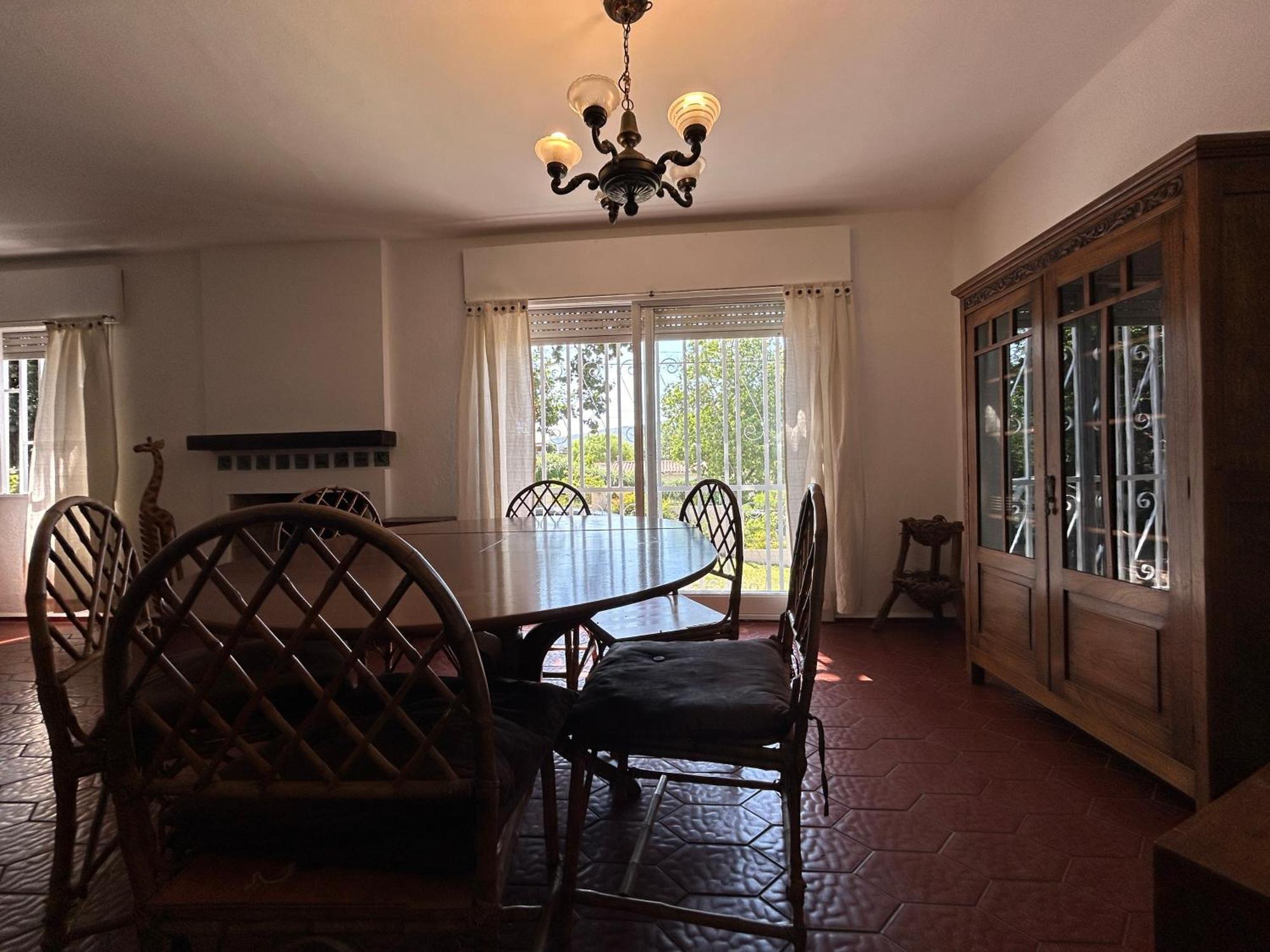 Casa Privada Centro Con Piscina A Cinco Cuadras Del Balneario Hoyas Carlos Paz Сasa de vacaciones Villa Carlos Paz