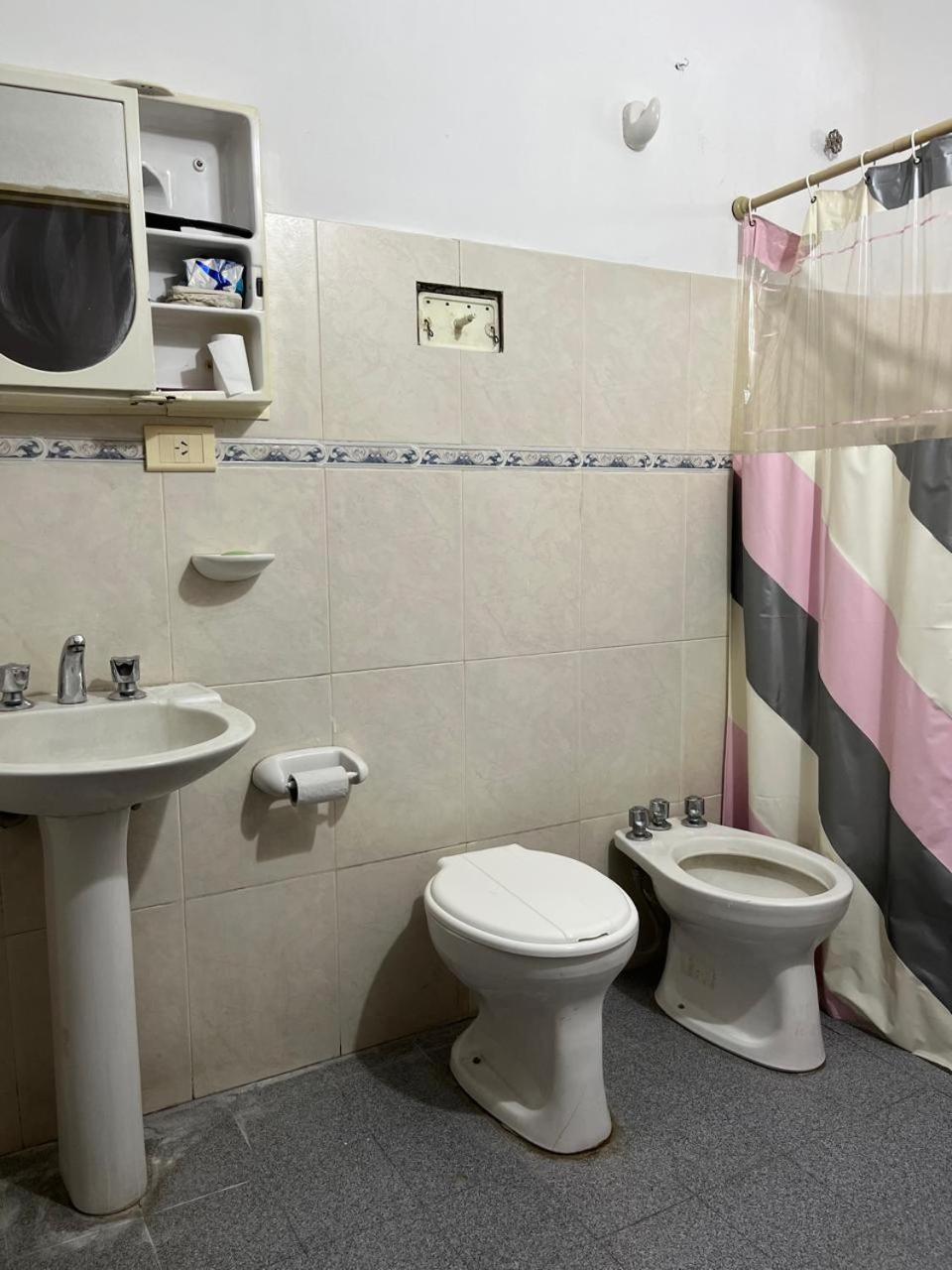 Сasa de vacaciones Casa 2 Y Quincho A Mts Del Centro