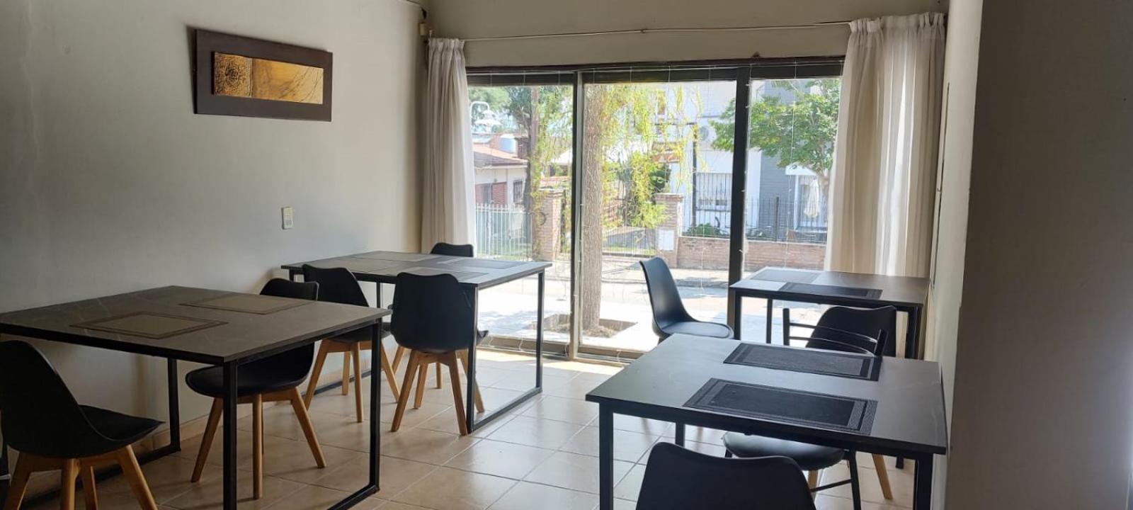 Apartahotel Laposada Del Andell Srl