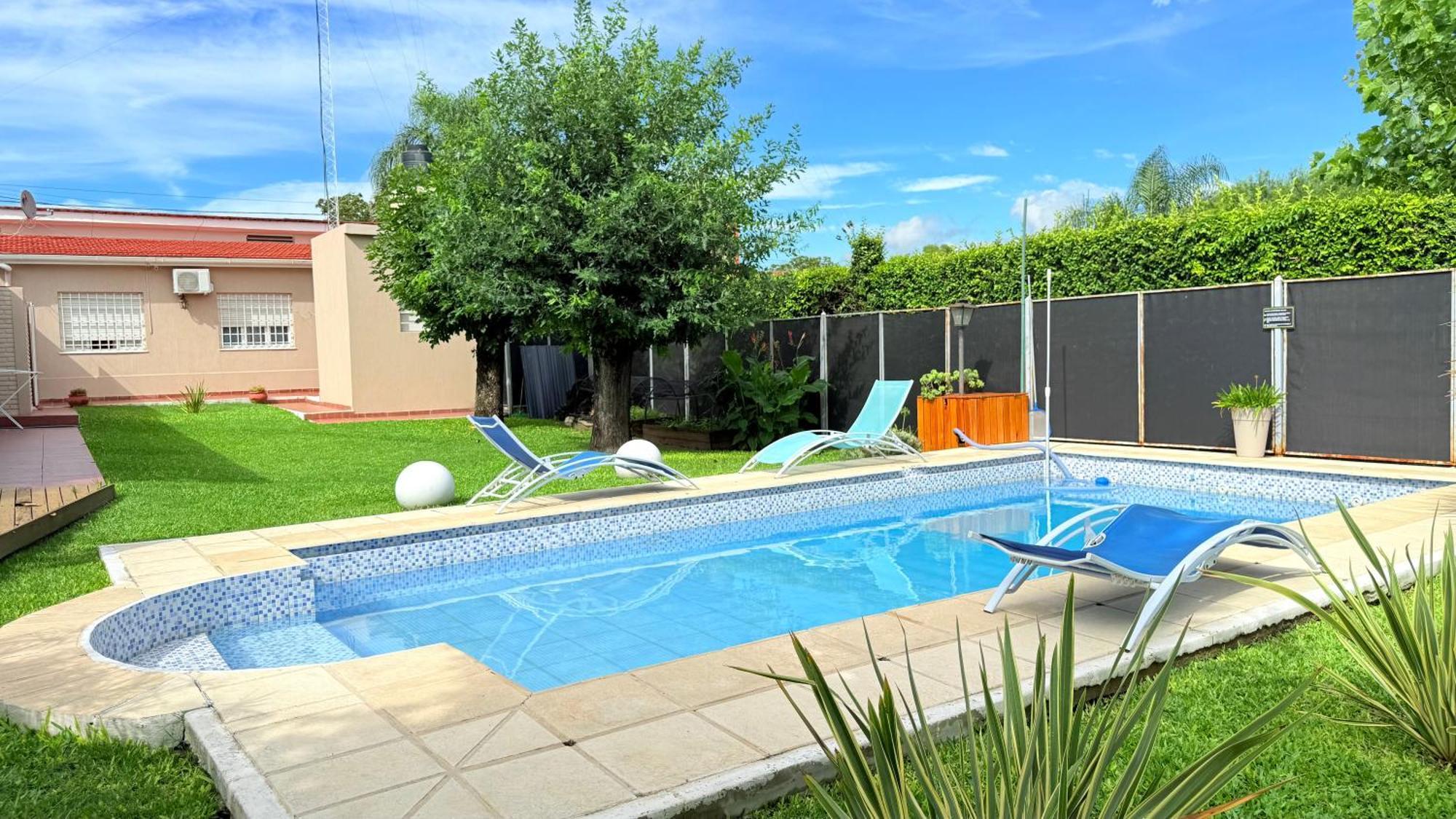 Apartamento Alojatecarlospaz Iluminado Y Comodo Departamento Con Pileta Villa Carlos Paz