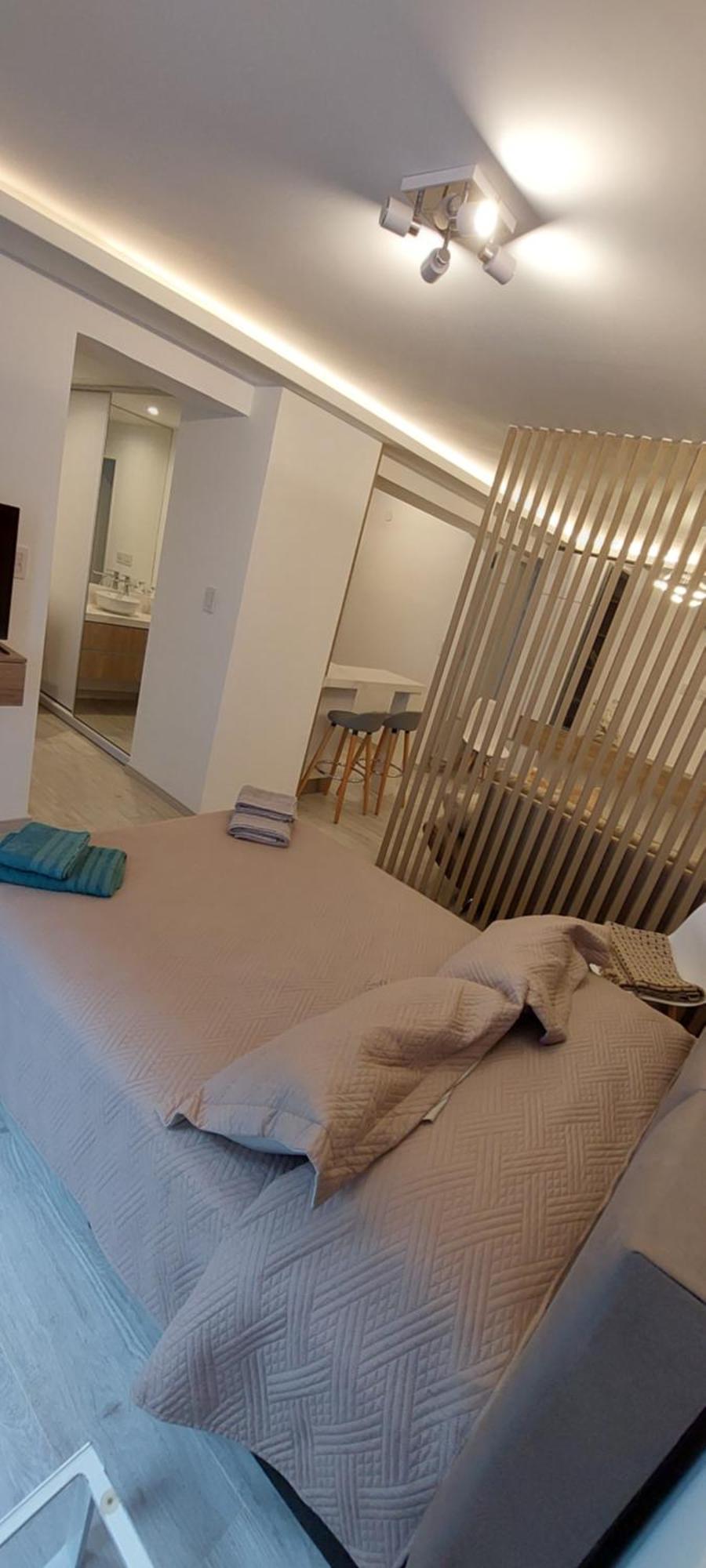 Hermoso Departamento Sobre La Peatonal De Carlos Paz *