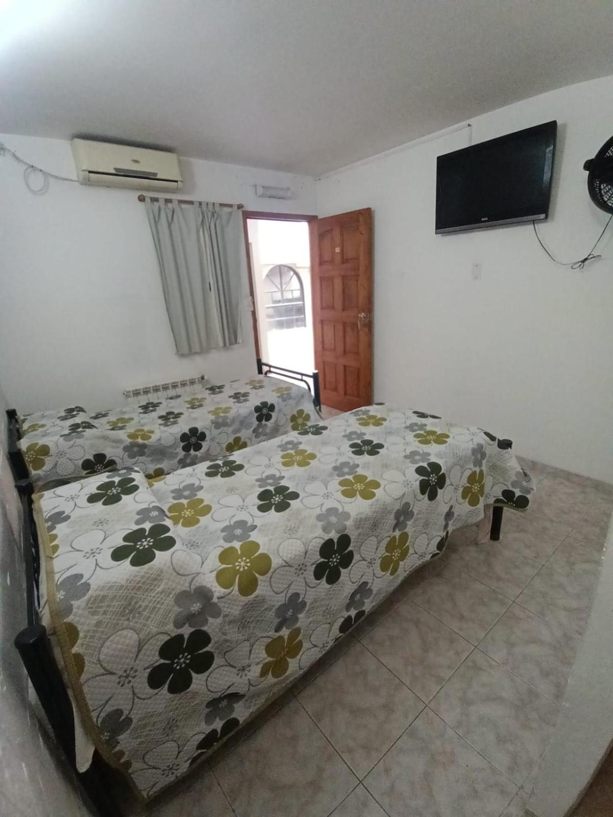 Nuevo Enzo Hotel 2*