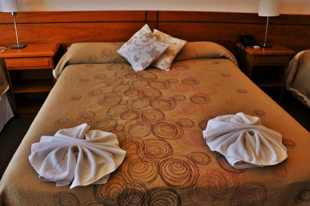 Hotel Meson De La Montana 3*