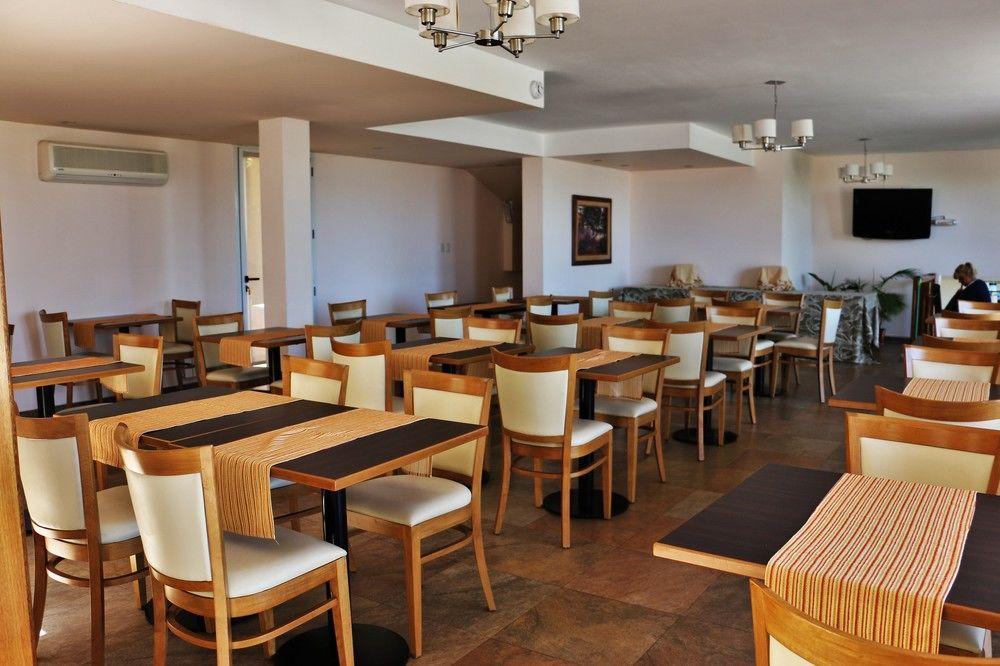 Hotel Meson De La Montana 3*