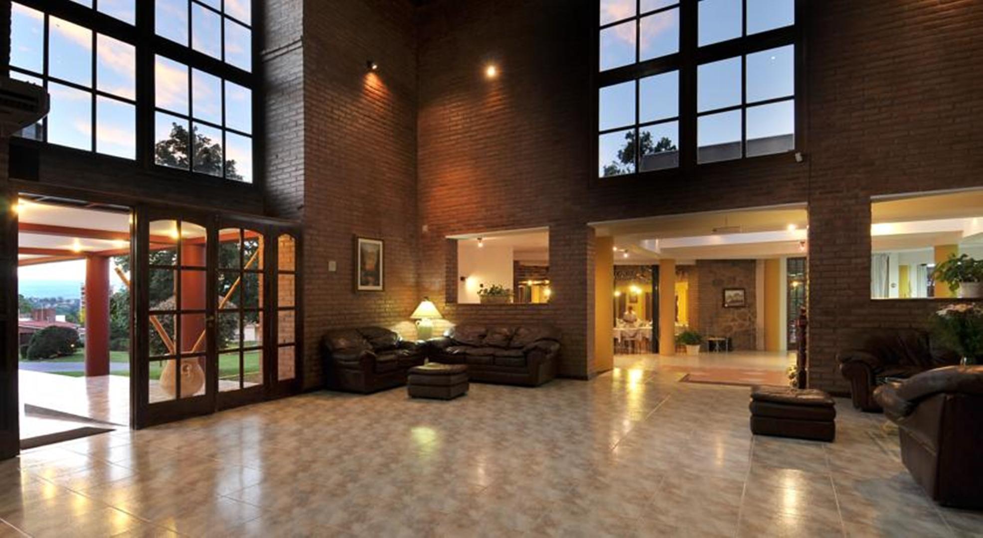 Hotel Pinares Del Cerro Resort&suites Villa Carlos Paz