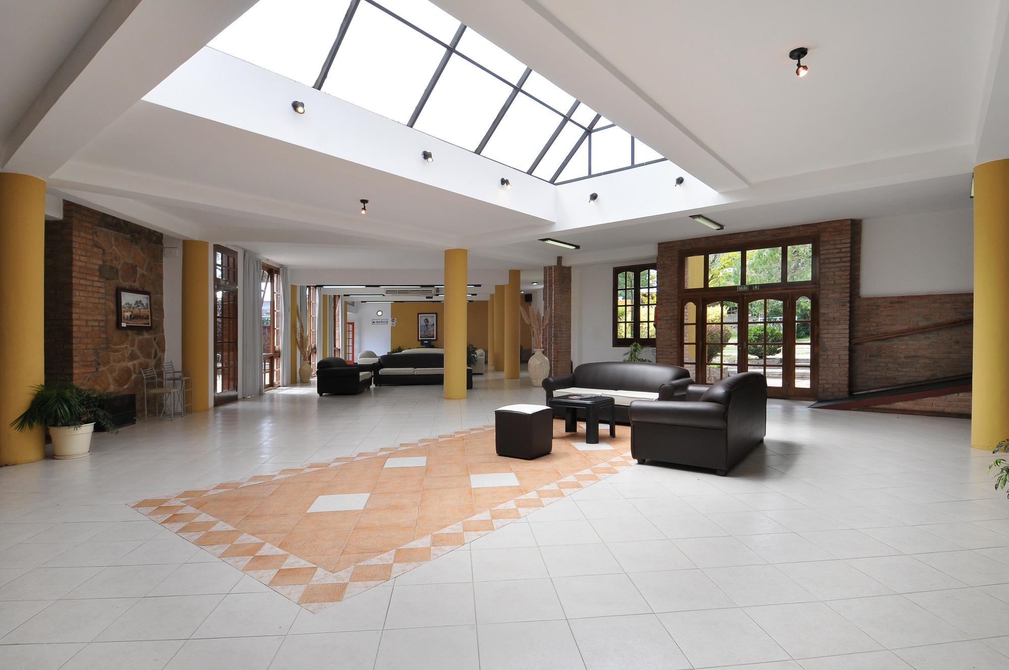 Hotel Pinares Del Cerro Resort&suites Villa Carlos Paz