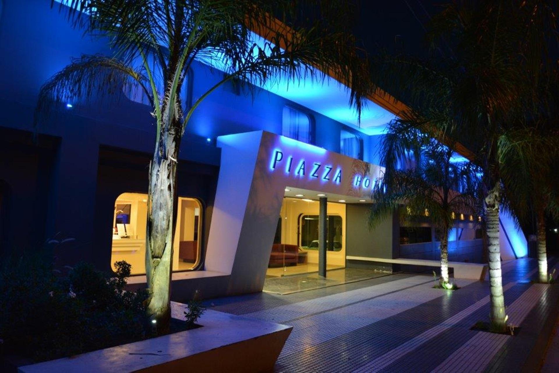 Piazza Hotel Villa Carlos Paz
