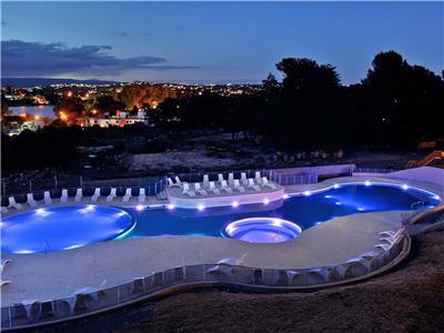 Howard Johnson Plaza Carlos Paz Hotel 4*