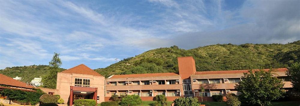 Hotel Pinares Del Cerro Resort&suites Villa Carlos Paz