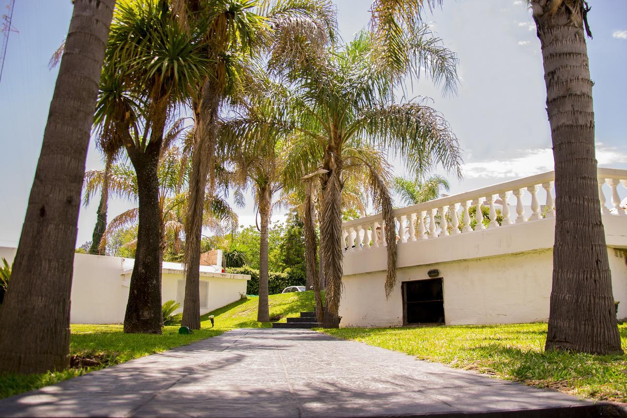 Saint Tropez Hotel Villa Carlos Paz
