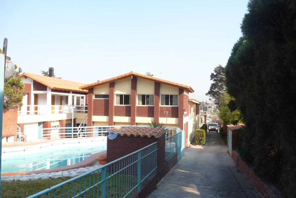 Aoma Carlos Paz