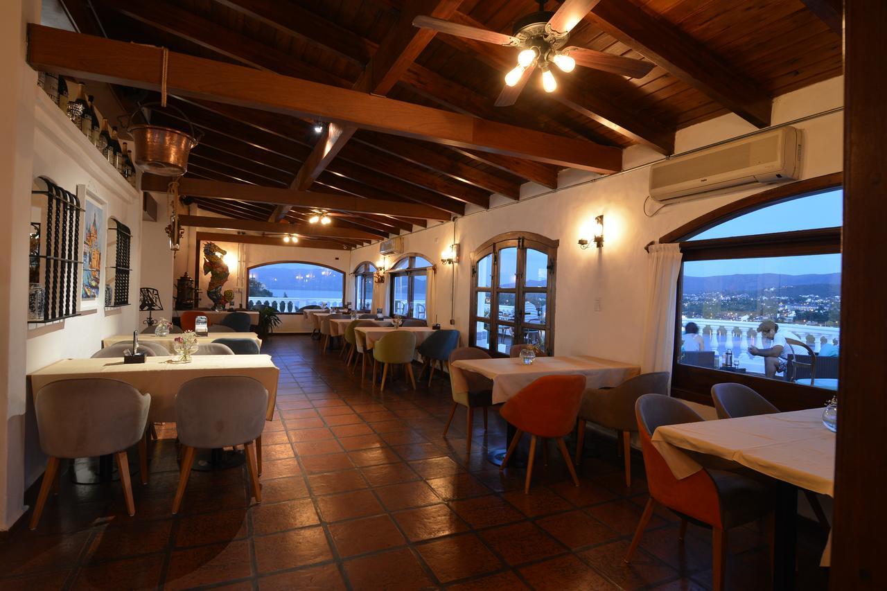 Hipocampus & Hotel 3*