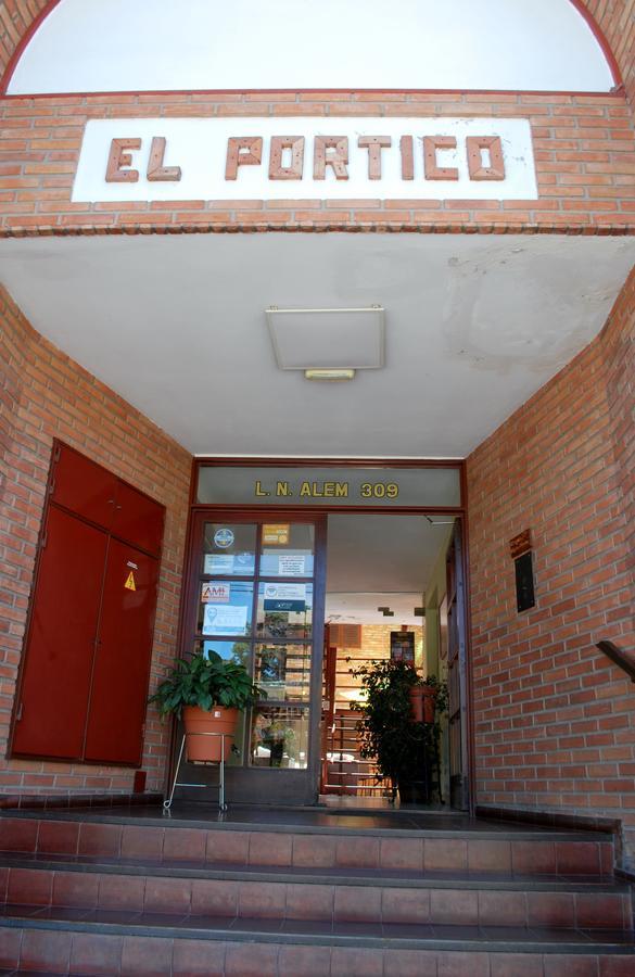 Apartahotel El Portico